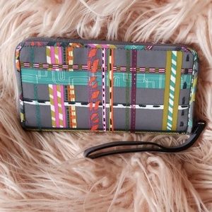 Vera Bradley Bags - Vera Bradley wristlet wallet Vera Bradley Bags - Vera Bradley wristlet wallet
